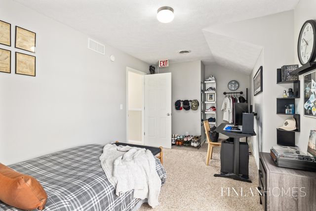 8980 Alanada Drive SE, Caledonia, MI 49316