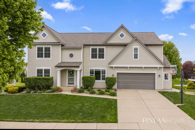8980 Alanada Drive SE, Caledonia, MI 49316