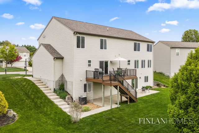 8980 Alanada Drive SE, Caledonia, MI 49316