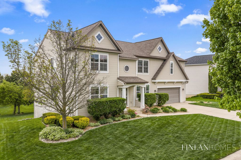 8980 Alanada Drive SE, Caledonia, MI 49316