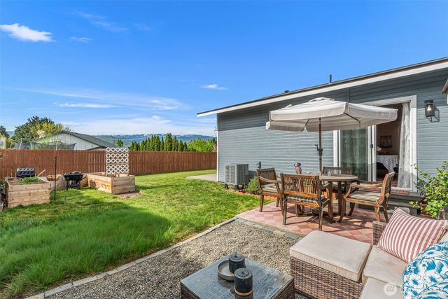 600 10th Street NE, East Wenatchee, WA 98802