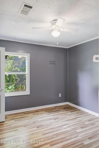 333 Bon Air Street, Jackson, MS 39209