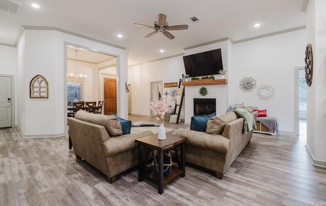 92 Hudson Drive, Sheridan, AR 72150