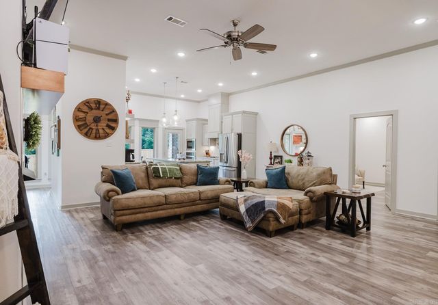 92 Hudson Drive, Sheridan, AR 72150