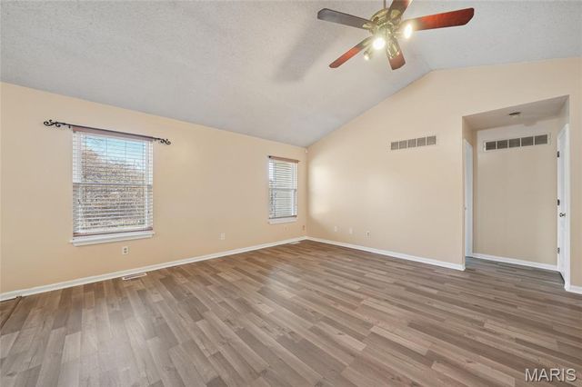 1203 Advance Drive, Florissant, MO 63031