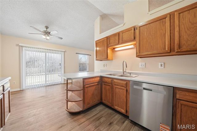 1203 Advance Drive, Florissant, MO 63031