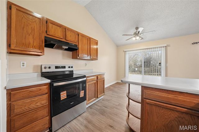 1203 Advance Drive, Florissant, MO 63031