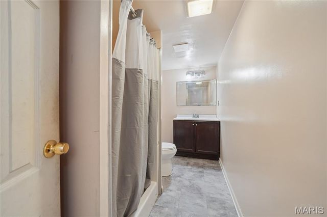 1203 Advance Drive, Florissant, MO 63031