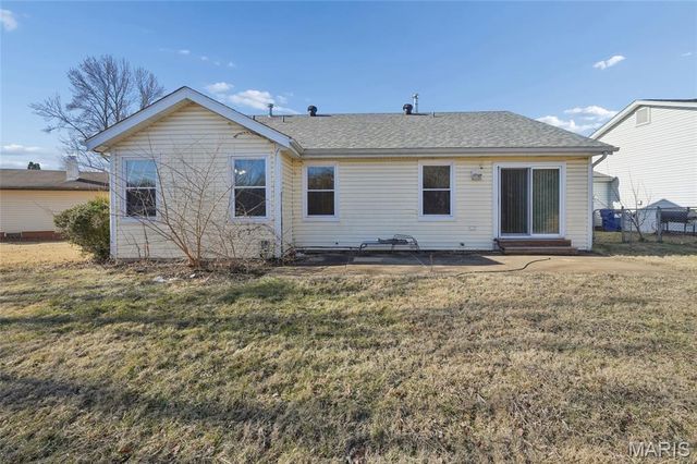 1203 Advance Drive, Florissant, MO 63031