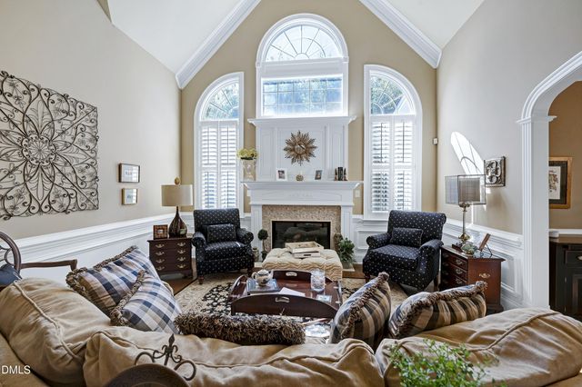 210 Sonoma Valley Drive, Cary, NC 27518