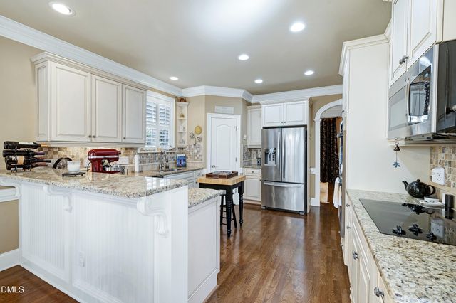 210 Sonoma Valley Drive, Cary, NC 27518