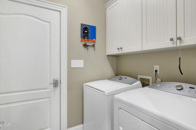 210 Sonoma Valley Drive, Cary, NC 27518