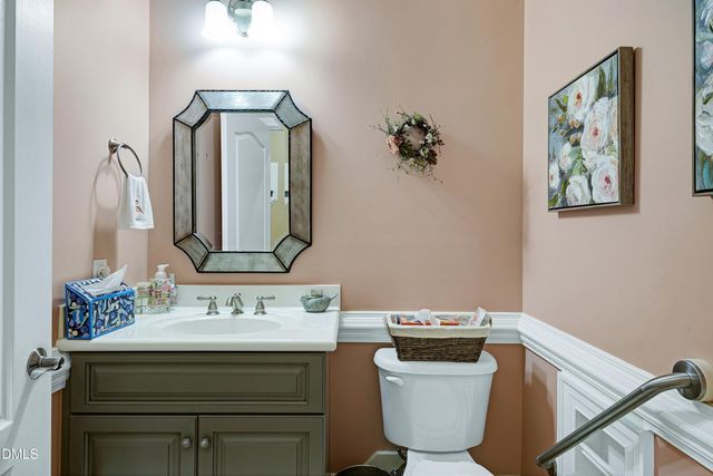 210 Sonoma Valley Drive, Cary, NC 27518