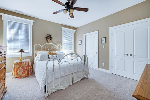 210 Sonoma Valley Drive, Cary, NC 27518