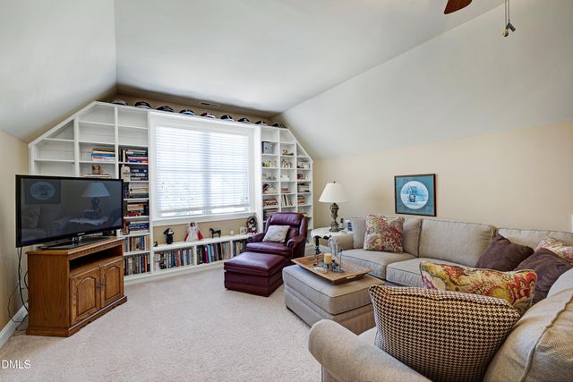 210 Sonoma Valley Drive, Cary, NC 27518