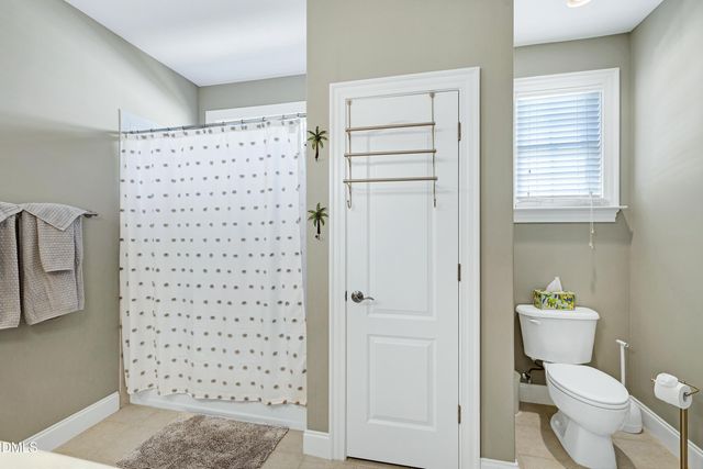 210 Sonoma Valley Drive, Cary, NC 27518