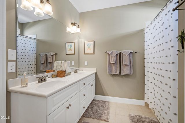 210 Sonoma Valley Drive, Cary, NC 27518