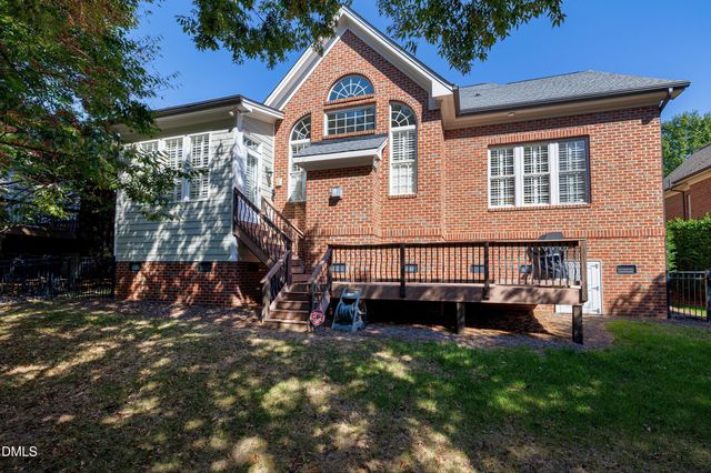 210 Sonoma Valley Drive, Cary, NC 27518