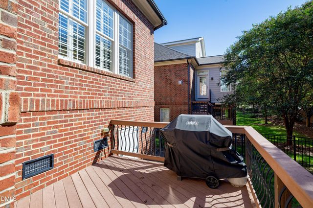 210 Sonoma Valley Drive, Cary, NC 27518