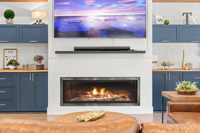 18867 Mystic Point, Montgomery, TX 77356