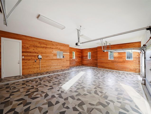 18867 Mystic Point, Montgomery, TX 77356