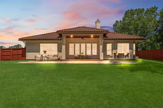 18867 Mystic Point, Montgomery, TX 77356