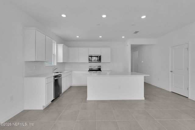 3596 AMERICANA Drive, Green Cove Springs, FL 32043