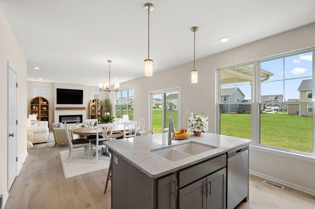 538 Marilyn Way, Valparaiso, IN 46385