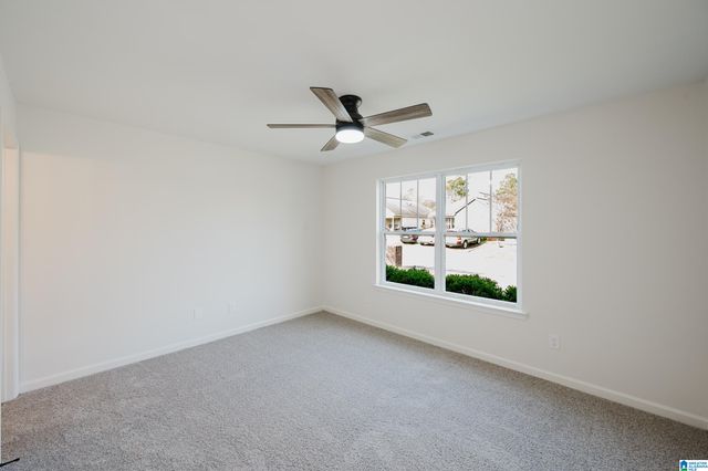 320 CREEK RUN CIRCLE, Calera, AL 35040