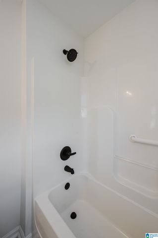 320 CREEK RUN CIRCLE, Calera, AL 35040