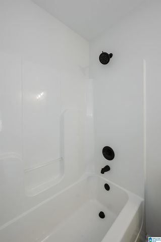 320 CREEK RUN CIRCLE, Calera, AL 35040