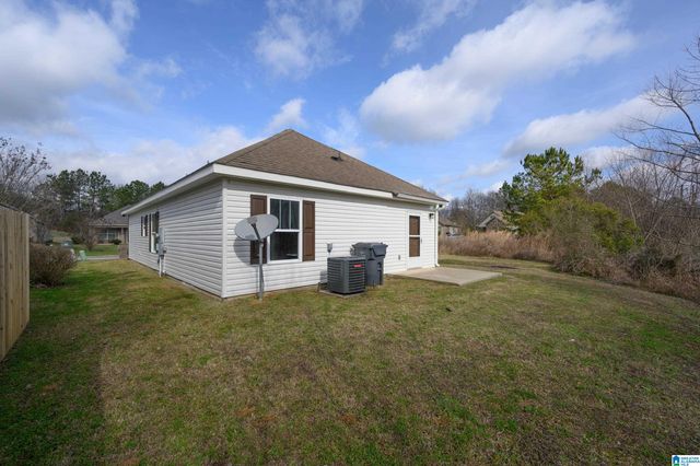 320 CREEK RUN CIRCLE, Calera, AL 35040