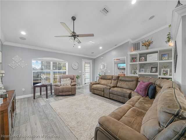 4606 Shamrock Street, Sebring, FL 33872