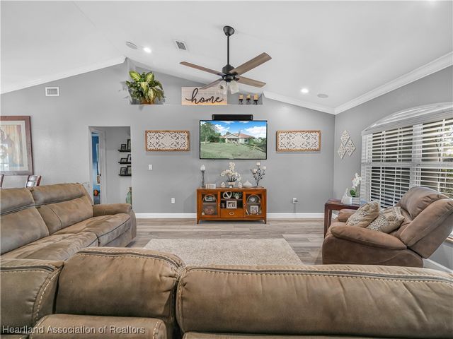 4606 Shamrock Street, Sebring, FL 33872