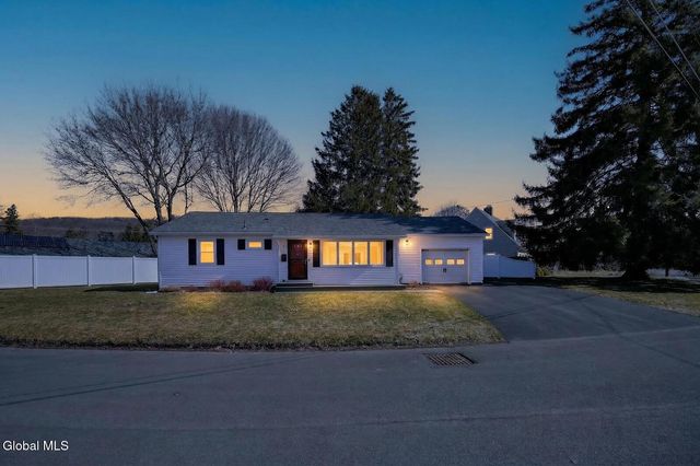 13 S Belmont Circle, Oneonta, NY 13820