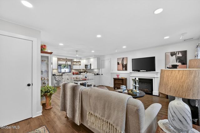 13 S Belmont Circle, Oneonta, NY 13820