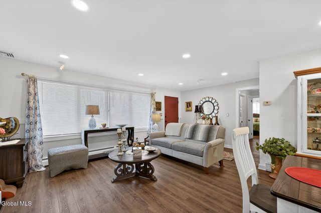 13 S Belmont Circle, Oneonta, NY 13820