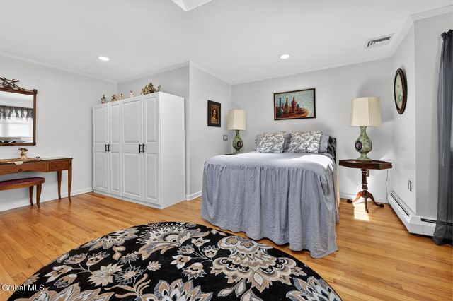 13 S Belmont Circle, Oneonta, NY 13820