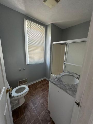1301 E 28th Street, Minneapolis, MN 55407