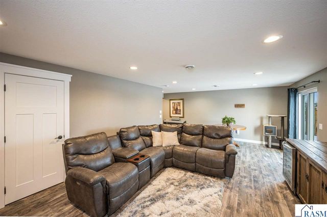 71 Benson Trail, North Mankato, MN 56003