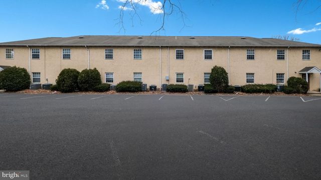 1041 MILLCREEK, Feasterville Trevose, PA 19053