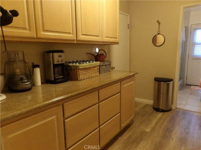 19260 Calahan Street, Northridge, CA 91324