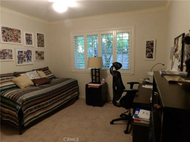 19260 Calahan Street, Northridge, CA 91324