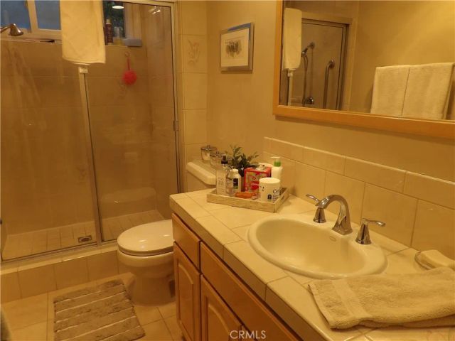 19260 Calahan Street, Northridge, CA 91324