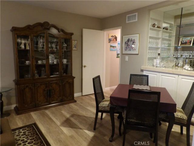 19260 Calahan Street, Northridge, CA 91324
