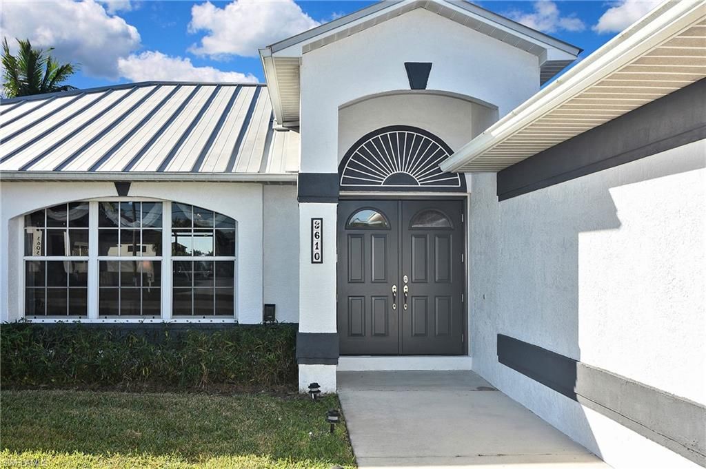 Image 3 of property listing at 3610 Tropicana PKWY W, Cape Coral, FL 33993