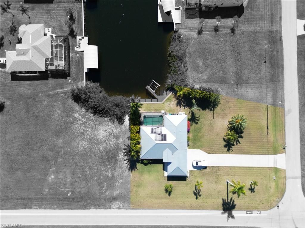 Image 9 of property listing at 3610 Tropicana PKWY W, Cape Coral, FL 33993