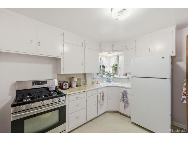 790 Elizabeth St, Denver, CO 80206