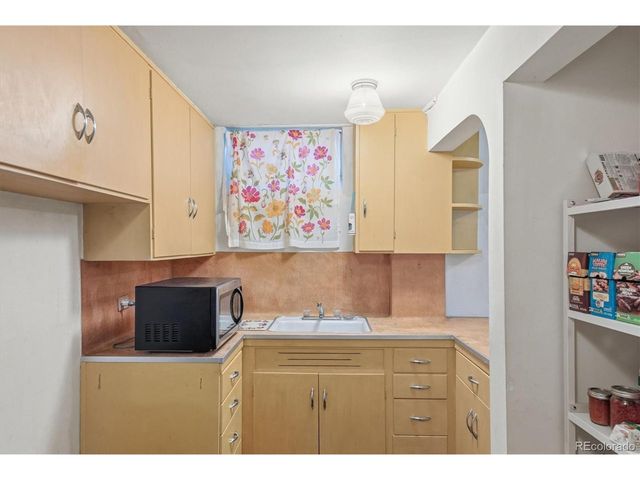 790 Elizabeth St, Denver, CO 80206
