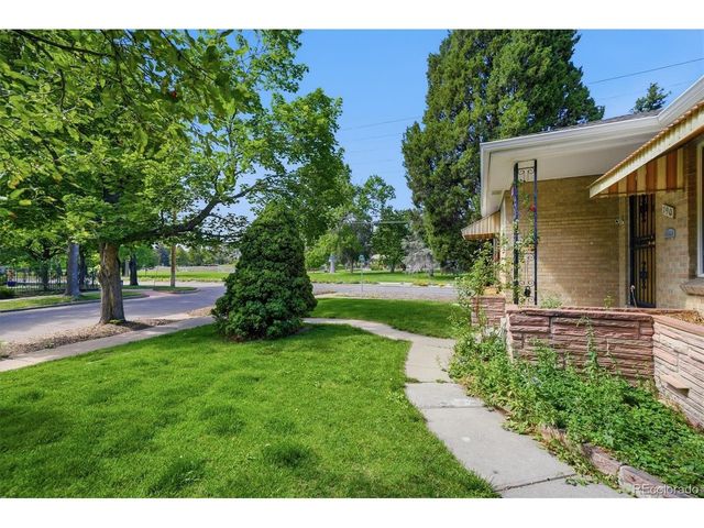 790 Elizabeth St, Denver, CO 80206